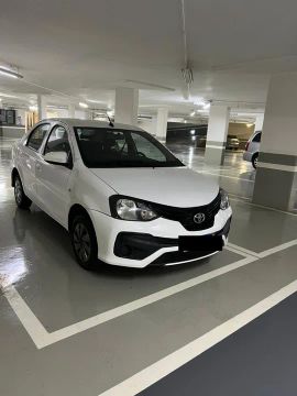 Toyota Etios uber confort