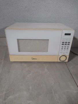 Micro-ondas Midea - Semi-novo em Ótimo estado
