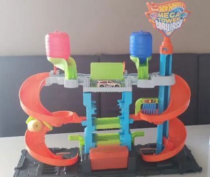 Pista Mega Tower Carwash Hot Wheels