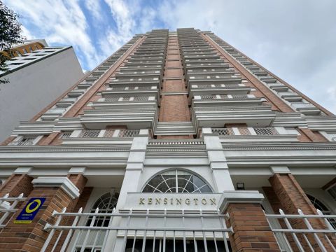 Apartamento à venda 3 dormitórios em Curitiba Edifício Kensington