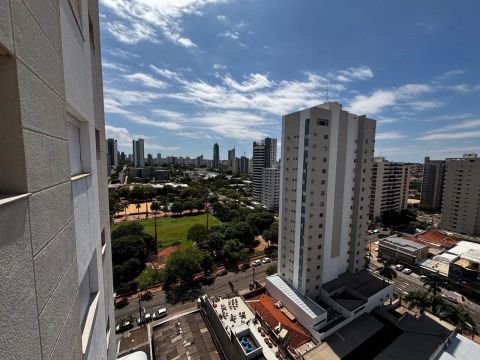 Imóvel para aluguel tem 151 metros quadrados com 3 quartos em Centro - Campo Grande - MS