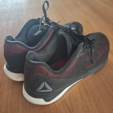 Tênis Reebok Flexweave tam 40 usado em ótimo estado de conservação.
