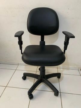 Cadeira de Escritório Giratória com Rodinhas