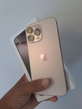 IPhone 16 pro max 256GB desert 1 mês de uso impecável 