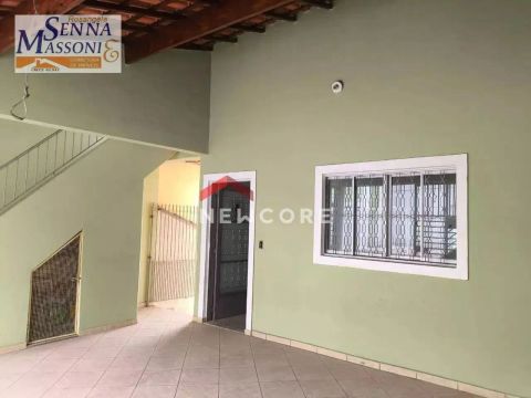 Casa em Rua Abolição - Jardim Imperial - Atibaia/SP