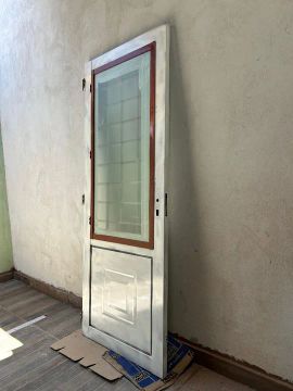 Porta de Ferro com Vidro