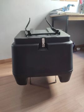 Baú 80L para moto Honda Bros