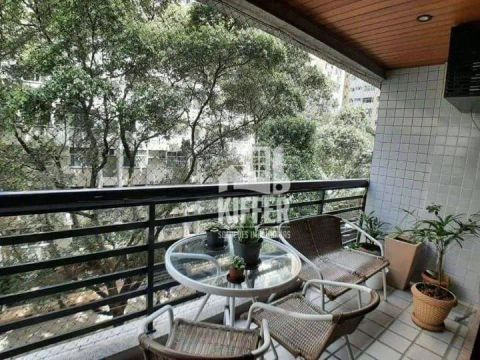 Apartamento com 4 quartos no miolo de Icaraí