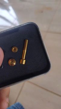 Parafuso titânio para alavancas sram gx, x01 e xx1