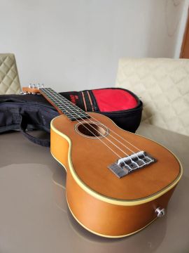Ukulele Soprano - Novo