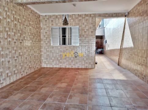 Casa em Bairro em Jardim Goncalves - Itaquaquecetuba, SP