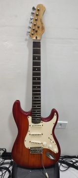Guitarra Stratocaster Memphis Stingrey