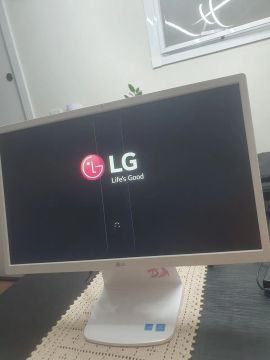 Computador LG All in One - Tela 21.5"