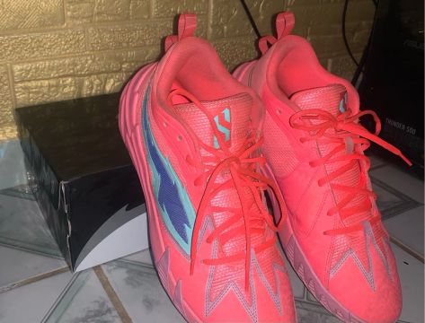 Tenis de Volei e Basquete // Puma Scoot Zeros