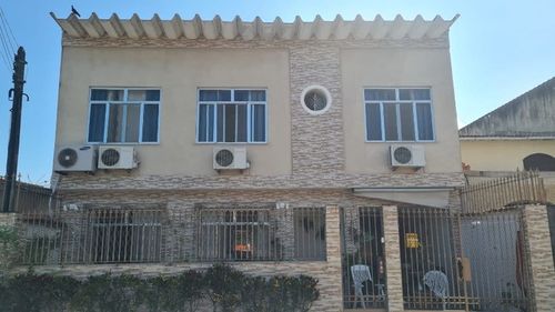 Imobiliária nova aliança vende casa com piscina em muriqui!!