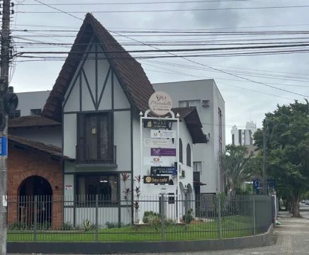Alugo salas comerciais 