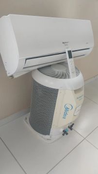 Ar midea 9mil btus 