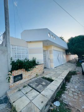 CASA EM VIA PÚBLICA NO NOVO HORIZONTE  5/4  230,00m²  ASSÚ/RN