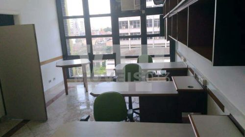 Conjunto comercial em Santos