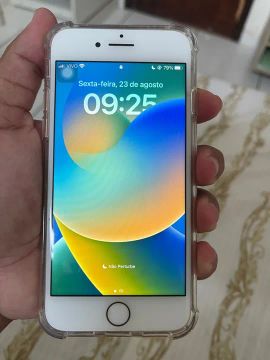 iPhone 8- 128GB - Dourado