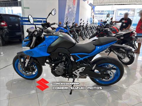SUZUKI GSX 8S