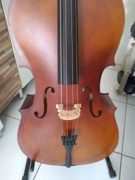 Violoncelo em ótimo estado