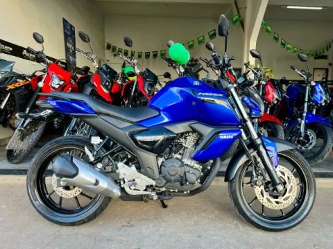 FZ15 Fazer 150 / Azul / 2024 emplacada!