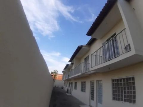 Casa com 2 quartos, com 80m2 / KM 32