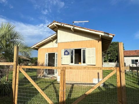 Casa com 2 Quartos para Alugar no Campestre