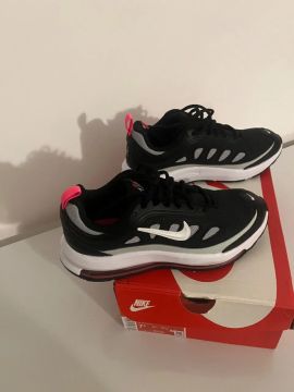 Tênis Nike feminino, n 37