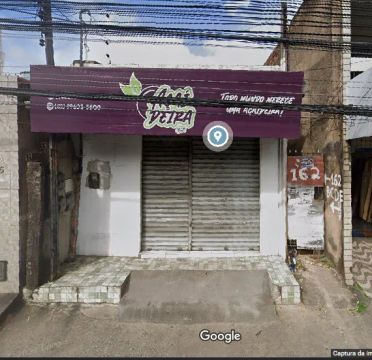 Lote com acesso pela principal do Jacintinho