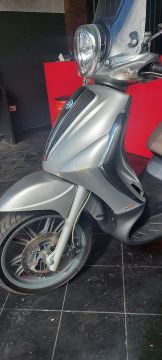 Scooter Piaggio Beverly 250