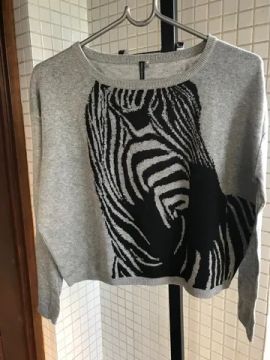 blusa feminina da marca uruguaia daniel cassin