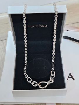 Colar pandora 