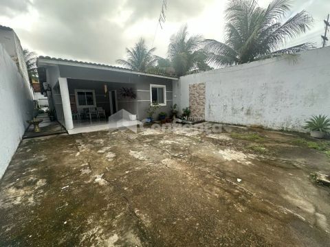 Casa á Venda no Tabapua- Caucaia/CE