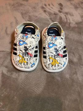 Sandálias Adidas Mickey Mouse Infantil