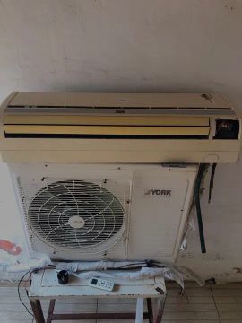 Ar Condicionado Split York 18.000 BTUs