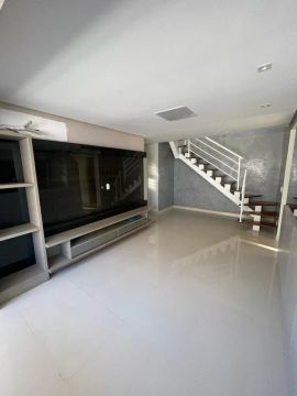 Cobertura Duplex Condomínio Quartier Lagoa Nova 236 metros