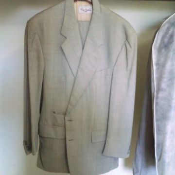 Terno Pierre Cardin