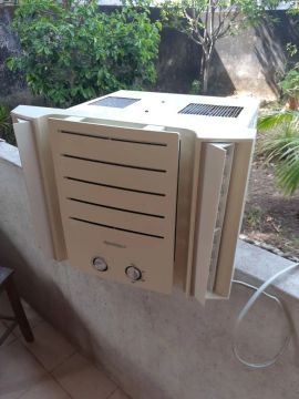 Ar Condicionado Springer 7500 btud de Janela - Usado