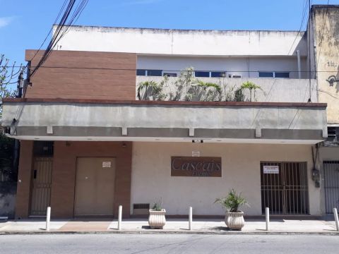 Loja com 310 metros quadrados em Mutuá - São Gonçalo - RJ