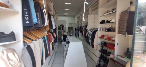 VENDO LOJA MONTADA AV RIO MISSISSIPI 1410 AO LADO DO SUPERMERCADO LEAL MANSOUR  