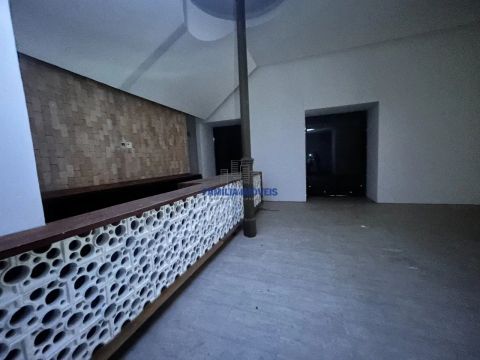 Loja para alugar de 760 m² no Centro de Santos SP