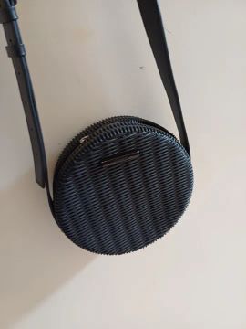 Bolsa de Ombro em Palha - Preta
