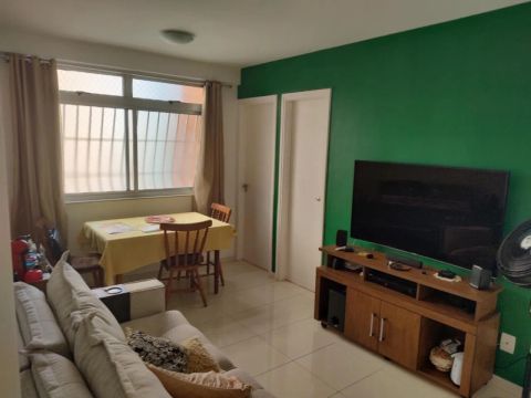 Apartamento à Venda em Icaraí, Niterói  Conforto e Lazer por R$ 375.000,00