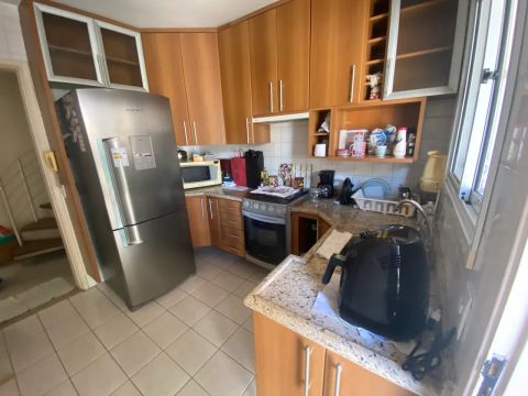 Sobrado para aluguel 60 m², 2 quartos sendo um suíte,  2 vagas, Granja Viana - Cotia