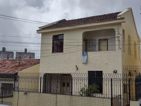 Pavimento superior em casa duplex para aluguel com100m²  com 2 quartos em Matatu - Salvado