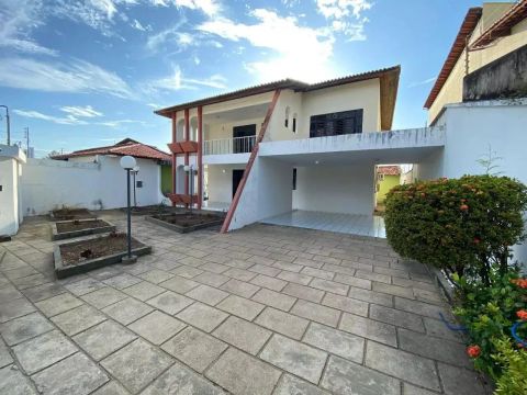 Casa com 4 dormitórios para alugar, 540 m² por R$ 8.800/mês - Horto - Teresina/PI
