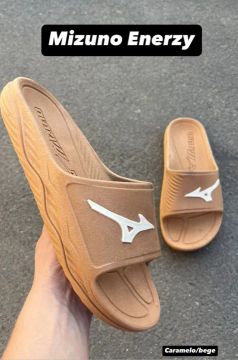 Chinelo Mizuno para vender logo queimado de estoque 