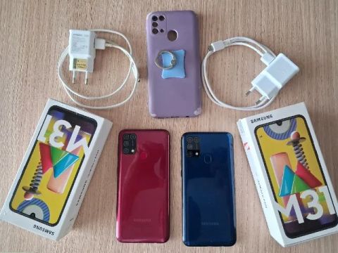 Kit com Dois Celulares Samsung Galaxy M31 (Azul e Rosa)
